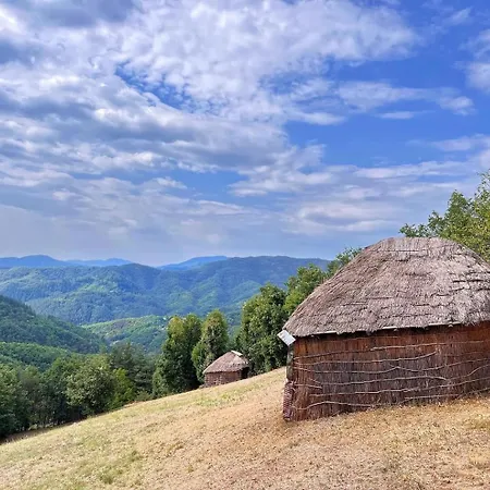 яна Yana Feriehus